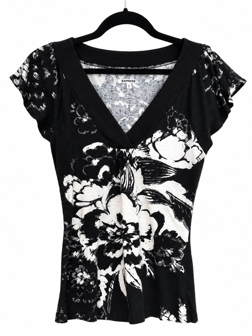 Express Black & White Floral V-Neck Short Sleeve Top